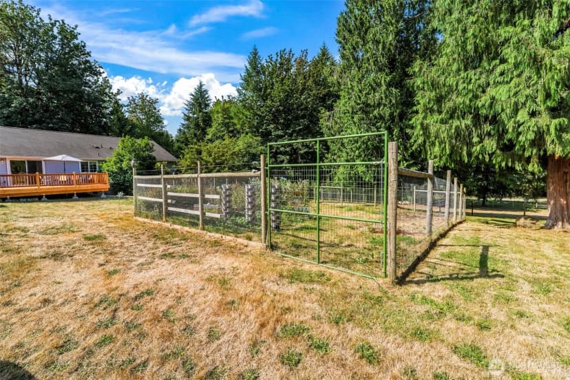 Property photo for 7925 Thornburg Street Sw, Olympia photo 37