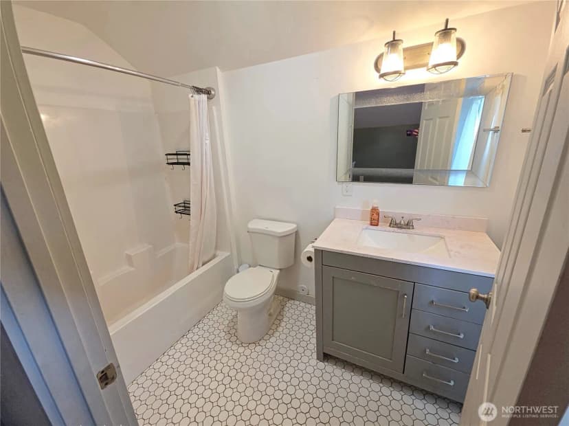 Property photo for 1002 Tecumseh Street, Aberdeen photo 23