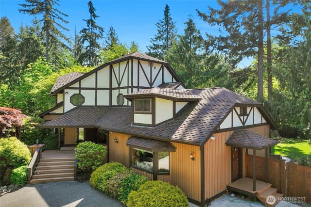 Property photo for 5204 178th Avenue E, Lake Tapps photo 2