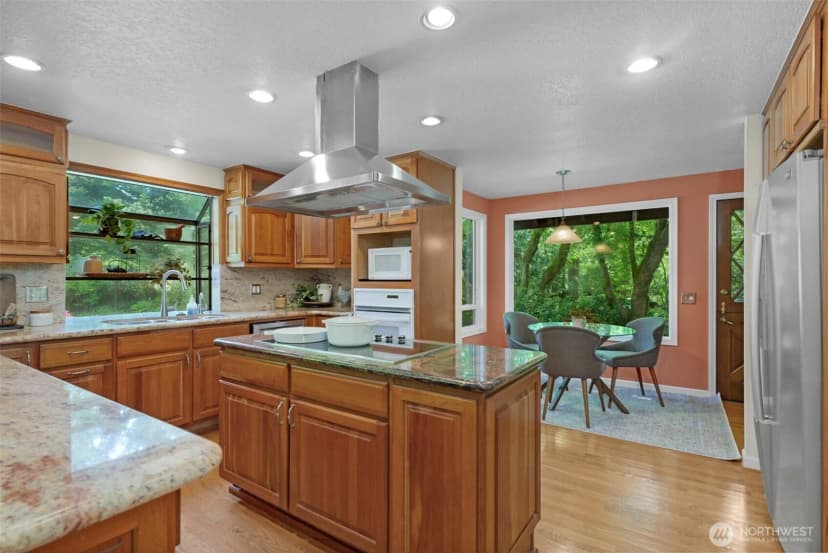 Property photo for 5204 178th Avenue E, Lake Tapps photo 12