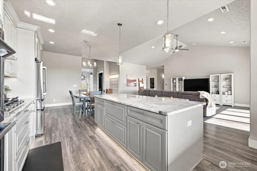 Property photo for 2075 Fraser Dr, Pasco photo 12