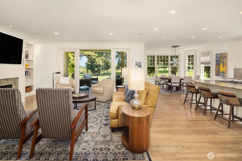 Property photo for 2018 Broadmoor Drive E, Seattle photo 6