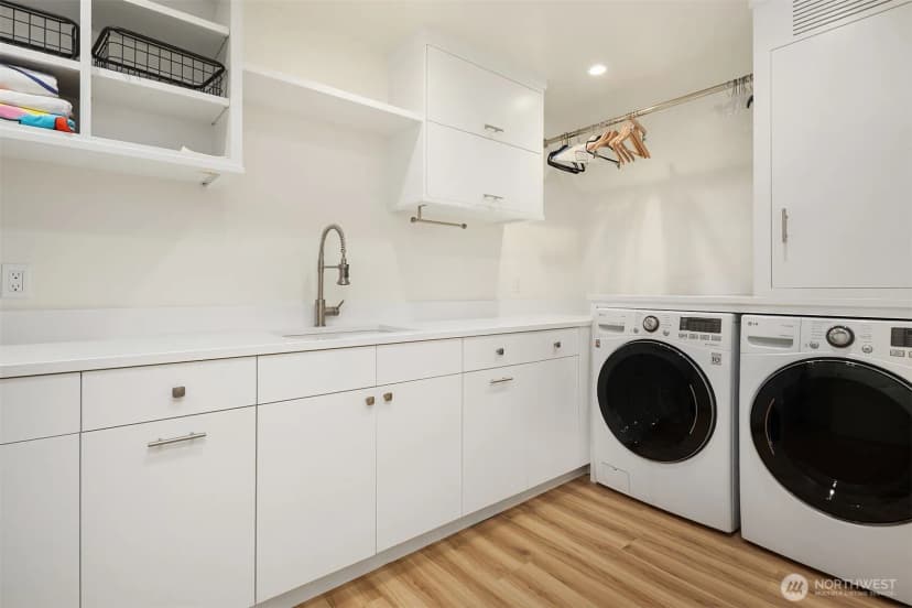 Property photo for 2018 Broadmoor Drive E, Seattle photo 33