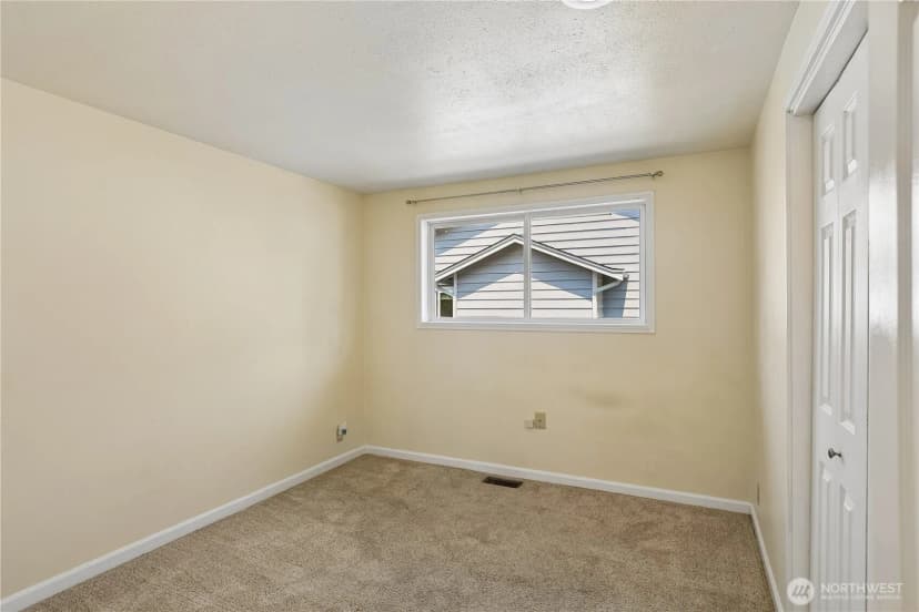 Property photo for 20224 Greenwood Ave N, Shoreline photo 15
