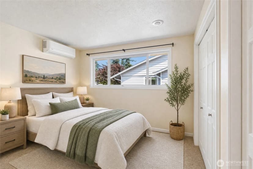 Property photo for 20224 Greenwood Ave N, Shoreline photo 13