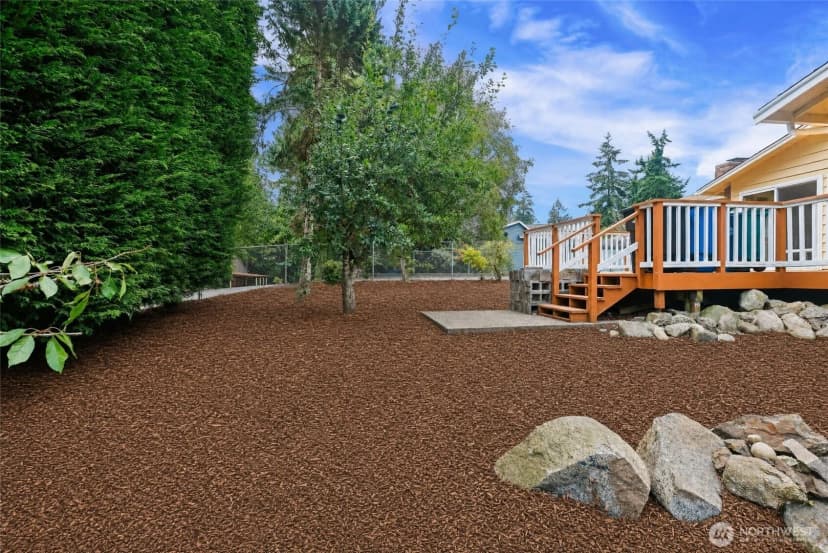 Property photo for 20224 Greenwood Ave N, Shoreline photo 23
