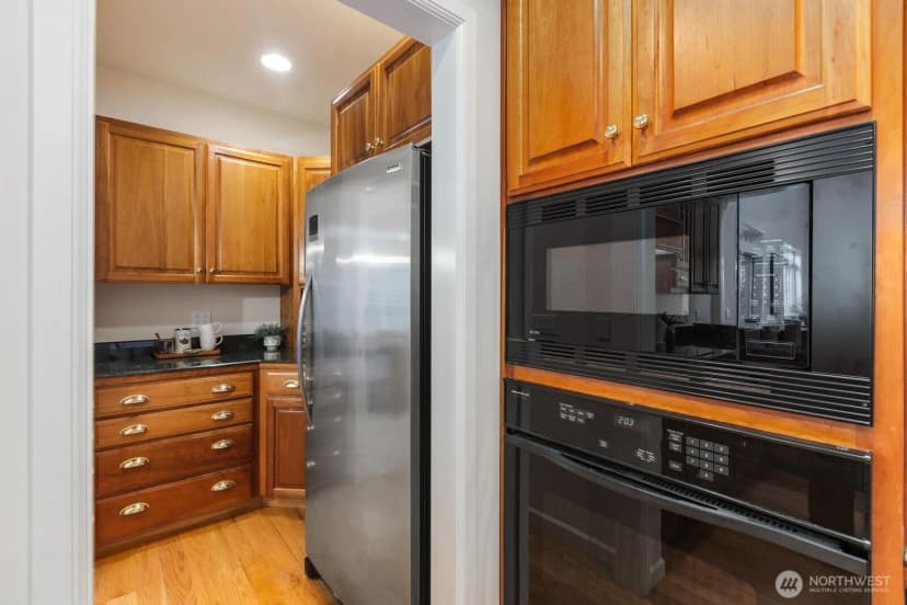 Property photo for 19510 223rd Avenue Ne, Woodinville photo 16