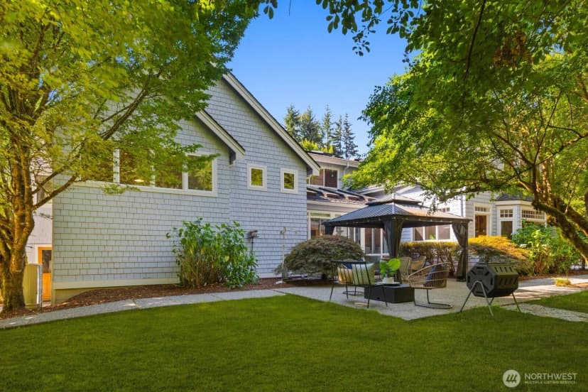 Property photo for 19510 223rd Avenue Ne, Woodinville photo 36