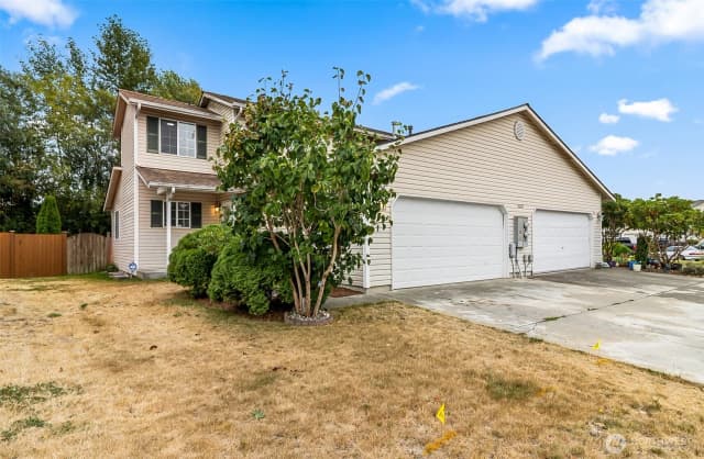 Property photo for 16805 41st Drive Ne #a, Arlington