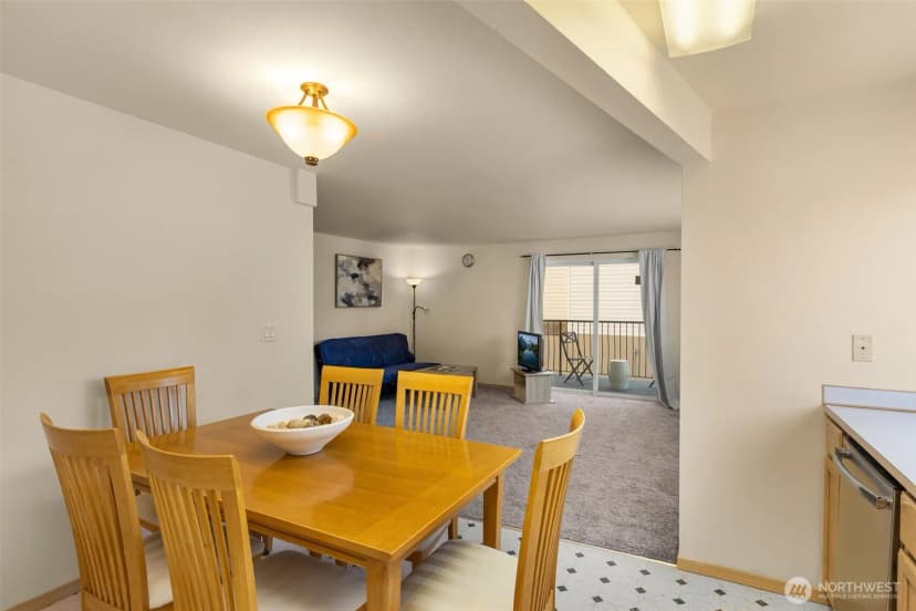 Property photo for 12056 15th Avenue Ne #201, Seattle photo 10