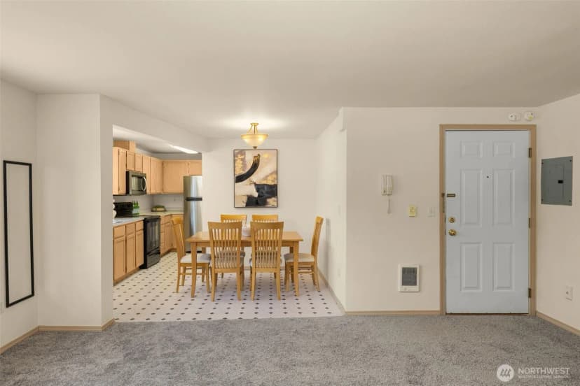Property photo for 12056 15th Avenue Ne #201, Seattle photo 6