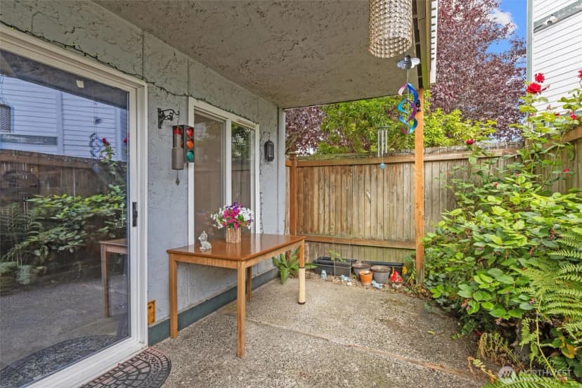 Property photo for 8823 Holly Drive #l101, Everett photo 23