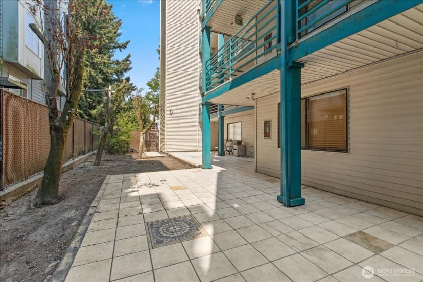 Property photo for 3256 Sw Avalon Street #203, Seattle photo 18