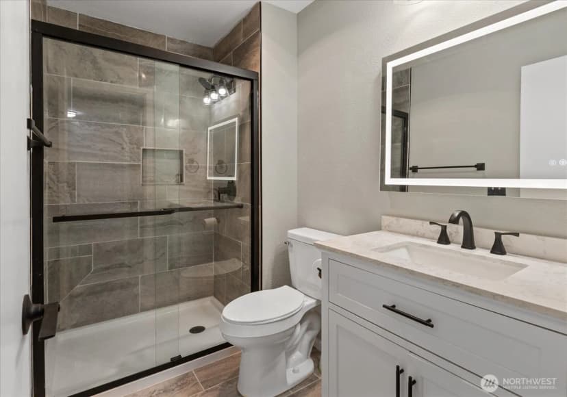Property photo for 3256 Sw Avalon Street #203, Seattle photo 11