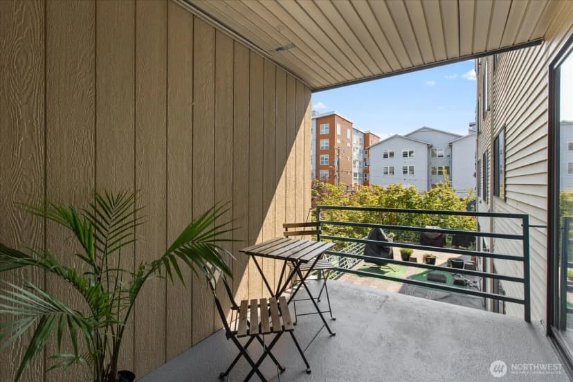 Property photo for 3256 Sw Avalon Street #203, Seattle photo 14