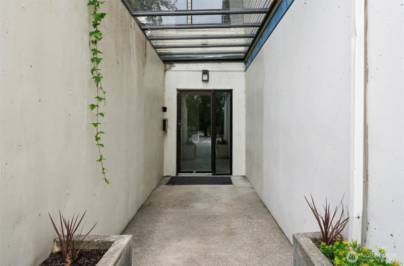 Property photo for 3256 Sw Avalon Street #203, Seattle photo 21