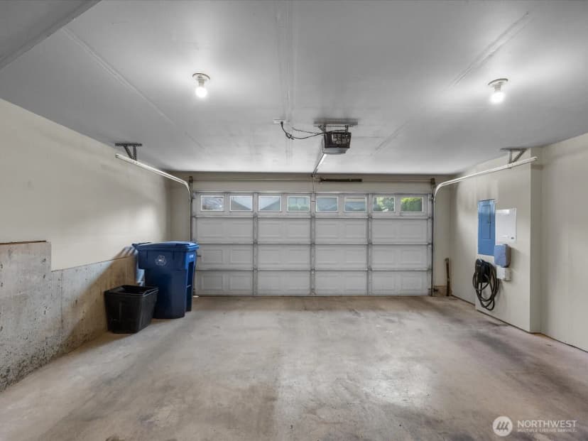 Property photo for 16504 1st Drive Se, Bothell photo 31