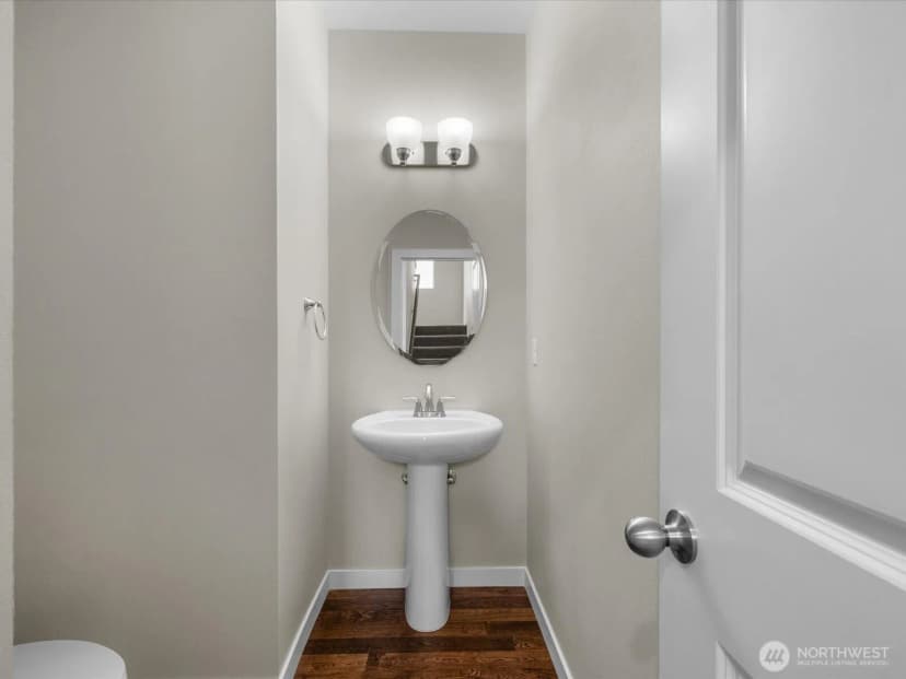 Property photo for 16504 1st Drive Se, Bothell photo 13