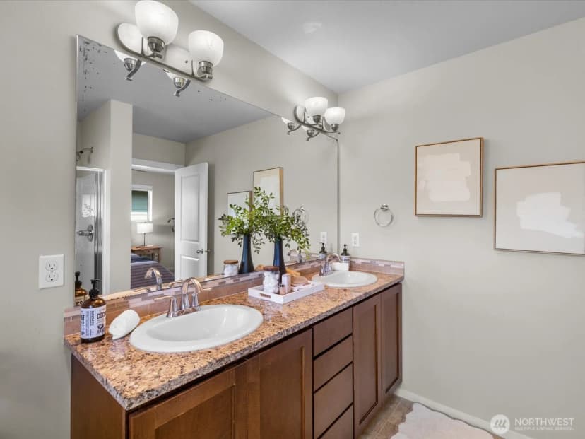 Property photo for 16504 1st Drive Se, Bothell photo 17