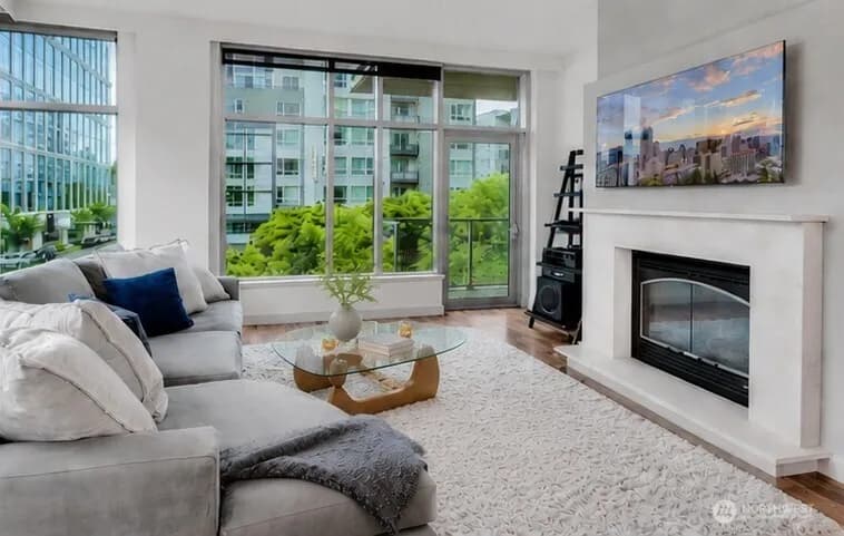 Property photo for 10610 Ne 9th Place #400, Bellevue photo 10