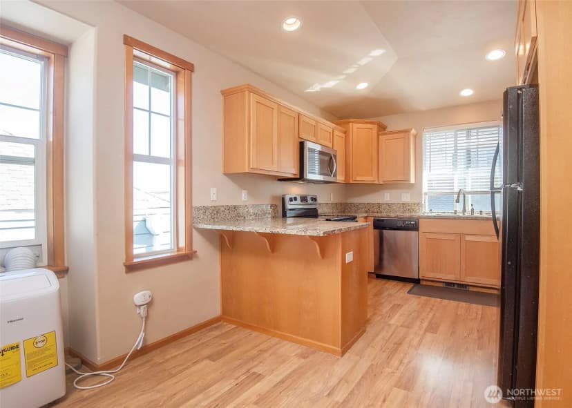 Property photo for 3627 Lombard Avenue #a, Everett photo 13