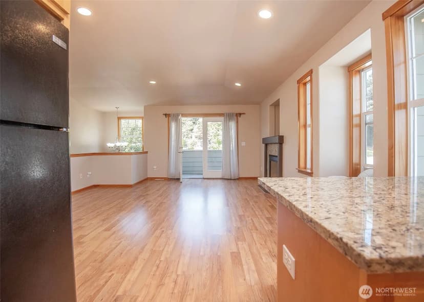 Property photo for 3627 Lombard Avenue #a, Everett photo 9
