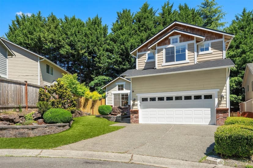 Property photo for 10820 Ne 144th Court, Kirkland