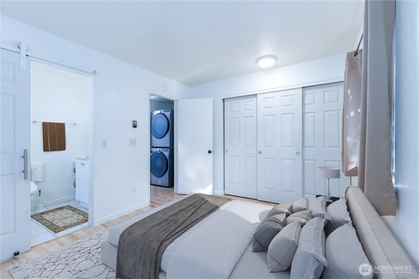 Property photo for 8603 244th St Sw #2a, Edmonds photo 6