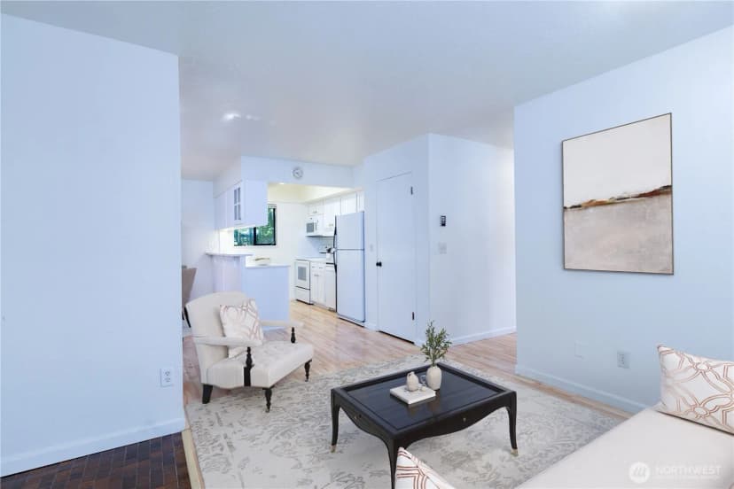 Property photo for 8603 244th St Sw #2a, Edmonds photo 2
