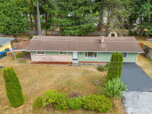 Property photo for 2402 Larch Se, Lacey photo 4