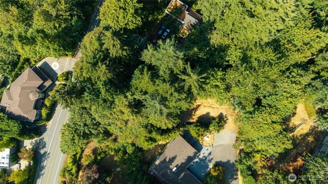 Property photo for 20 Xx 192nd Avenue Se, Sammamish photo 3