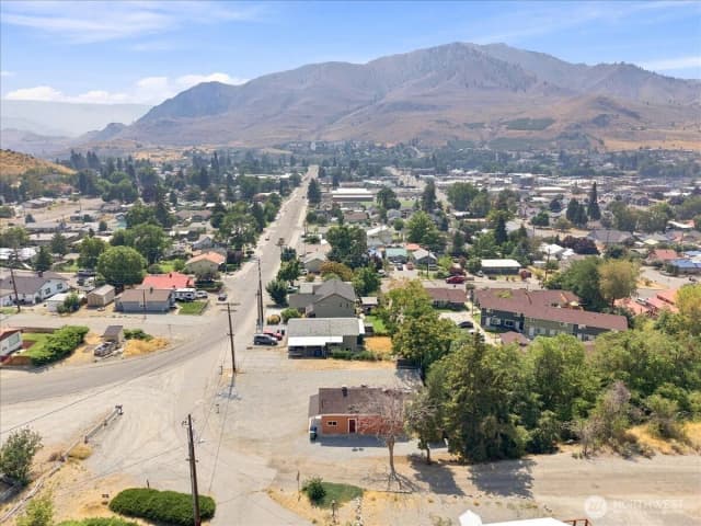 Property photo for 617 N Bradley Street, Chelan photo 5