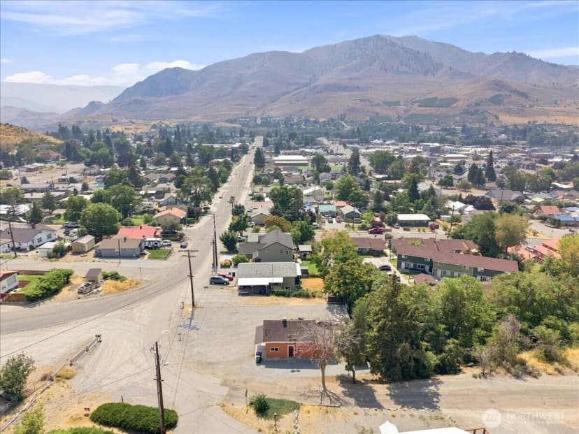 Property photo for 617 N Bradley Street, Chelan photo 5