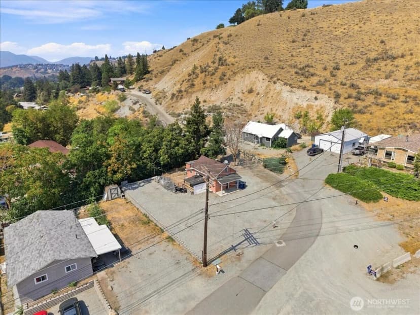 Property photo for 617 N Bradley Street, Chelan photo 8