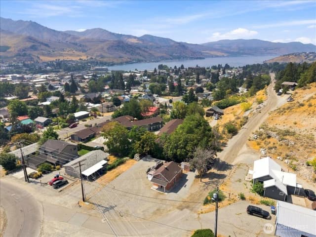 Property photo for 617 N Bradley Street, Chelan photo 4