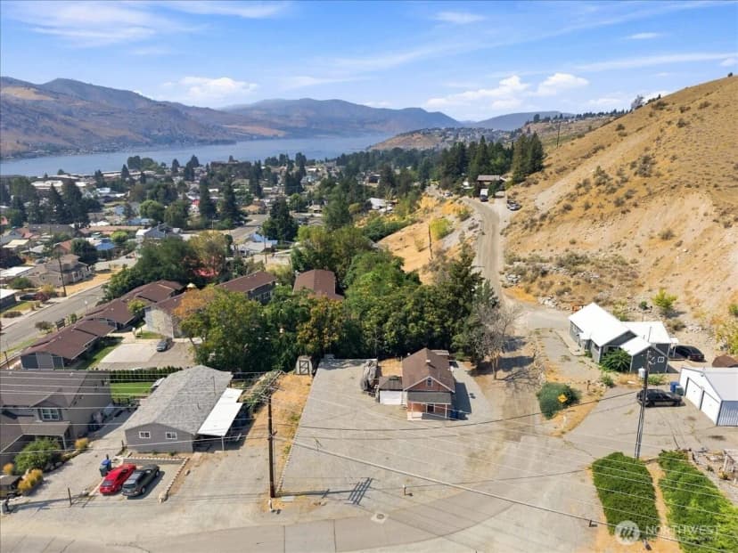 Property photo for 617 N Bradley Street, Chelan photo 6
