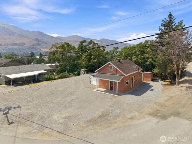 Property photo for 617 N Bradley Street, Chelan photo 3