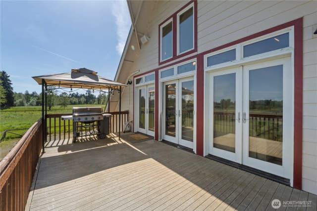 Property photo for 33111 78th Avenue E, Eatonville photo 4