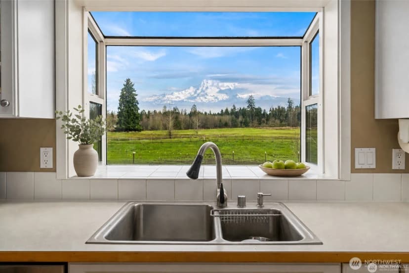 Property photo for 33111 78th Avenue E, Eatonville photo 7