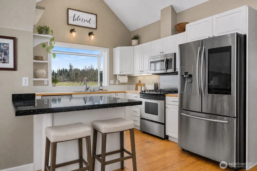 Property photo for 33111 78th Avenue E, Eatonville photo 6