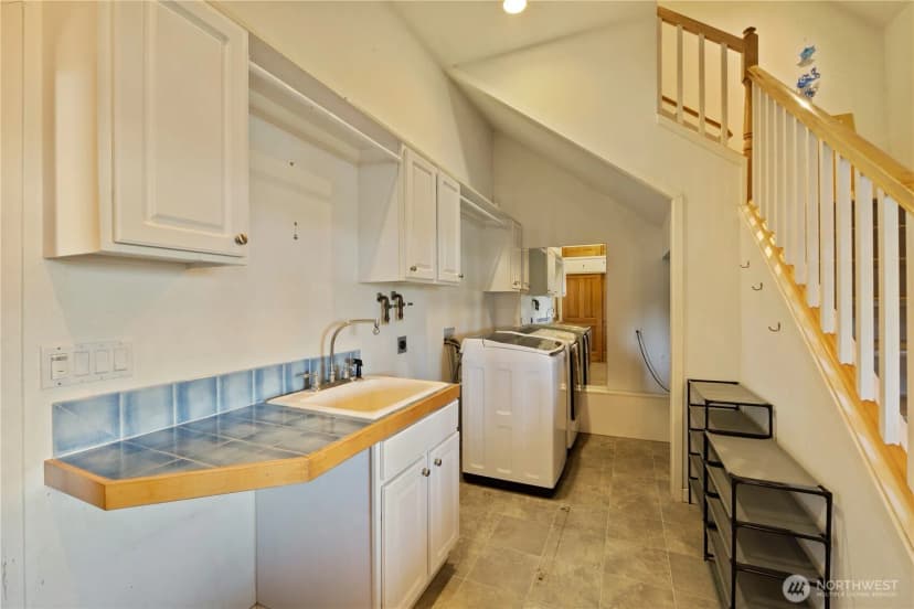 Property photo for 33111 78th Avenue E, Eatonville photo 14