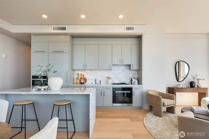 Property photo for 121 Stewart Street #3704, Seattle photo 12