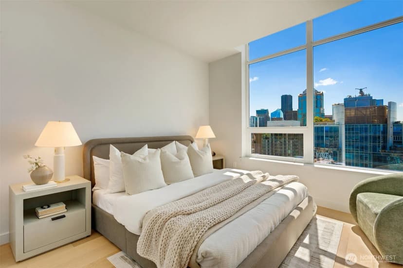Property photo for 121 Stewart Street #3704, Seattle photo 16