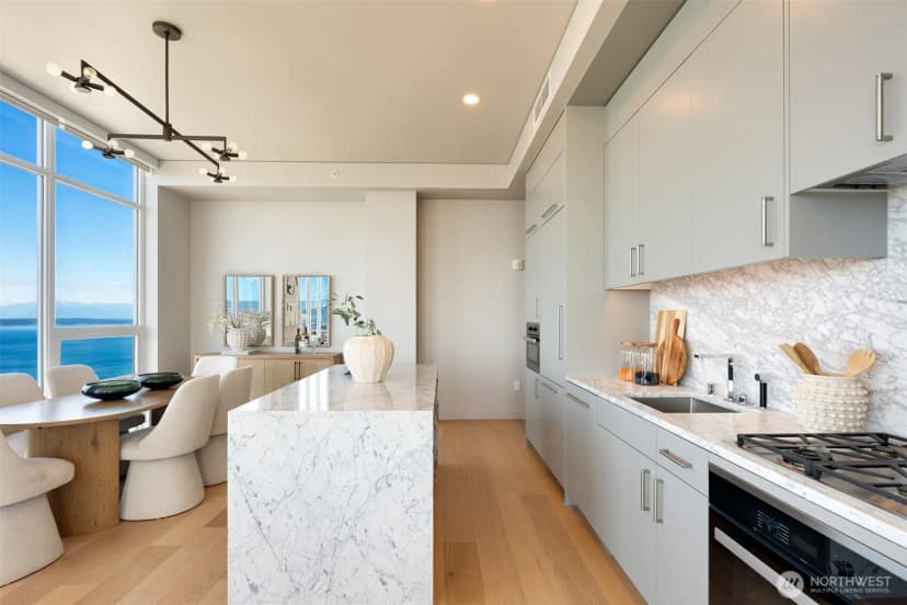 Property photo for 121 Stewart Street #3704, Seattle photo 14