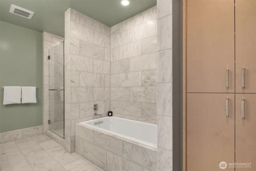 Property photo for 121 Stewart Street #3704, Seattle photo 20