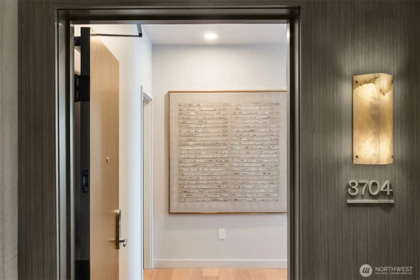 Property photo for 121 Stewart Street #3704, Seattle photo 15
