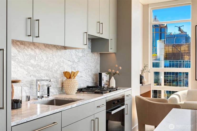 Property photo for 121 Stewart Street #3704, Seattle photo 33