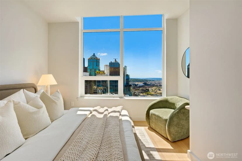Property photo for 121 Stewart Street #3704, Seattle photo 17
