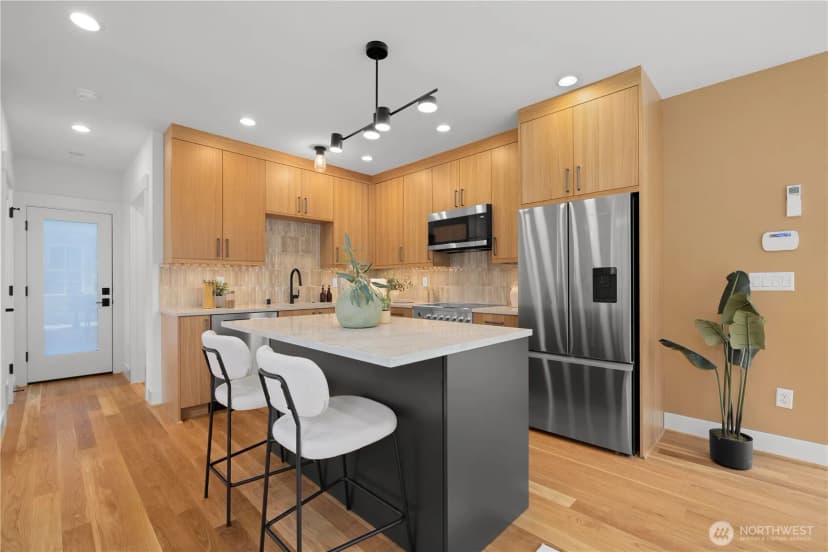 Property photo for 268 Fulton Street, Seattle photo 8
