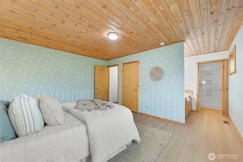 Property photo for 2438 N Bakerview Park Drive, Ferndale photo 15